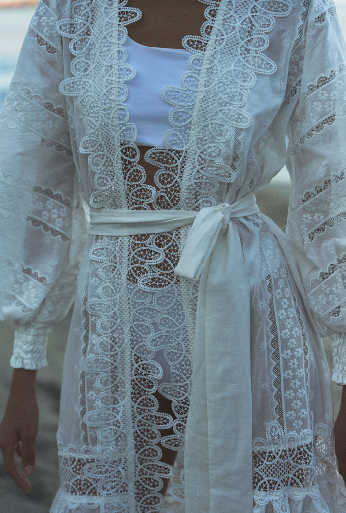 REBECCA KIMONO WHITE